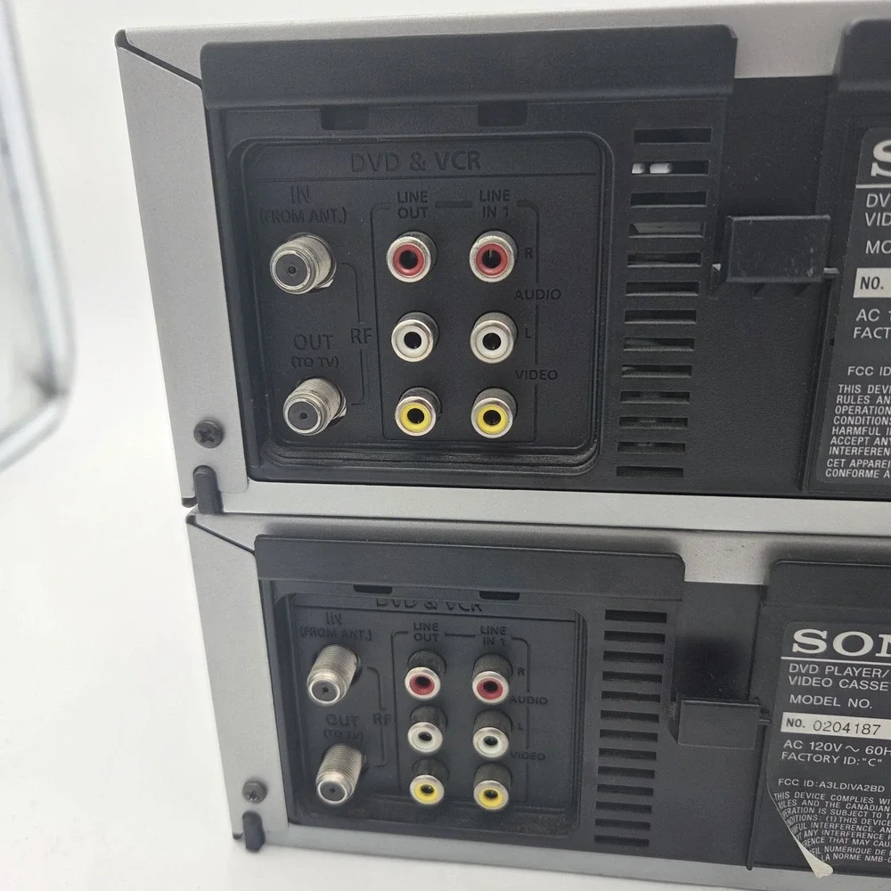 Sony SLV-D300P DVD VCR Combo Player VHS Recorder For Parts Or Repair Lot Of 2